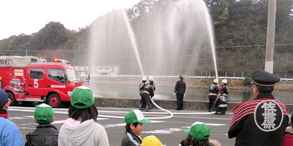 こばと幼児消防クラブ出初式